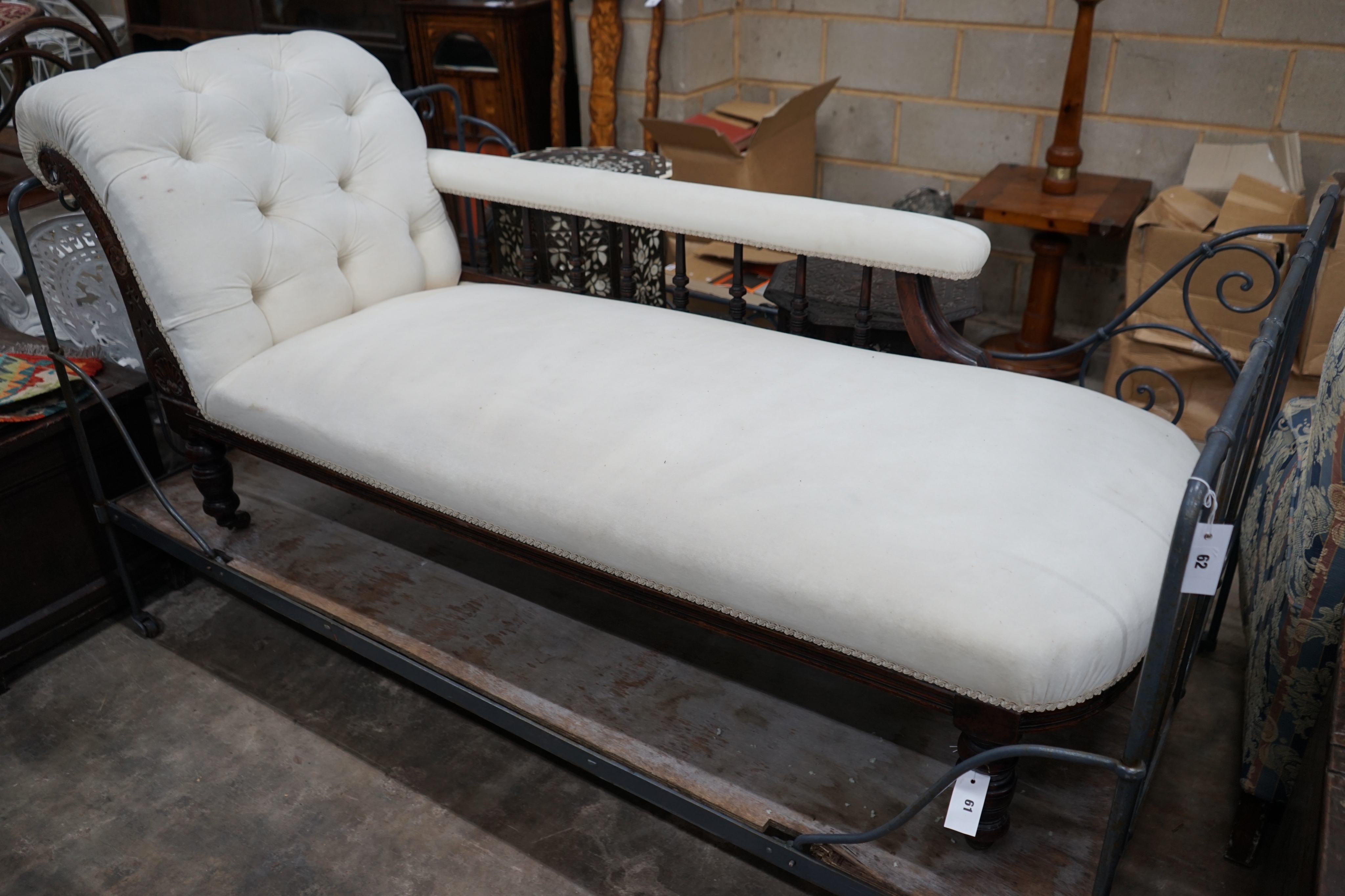 A late Victorian mahogany chaise longue, length 180cm depth 64cm height 80cm
